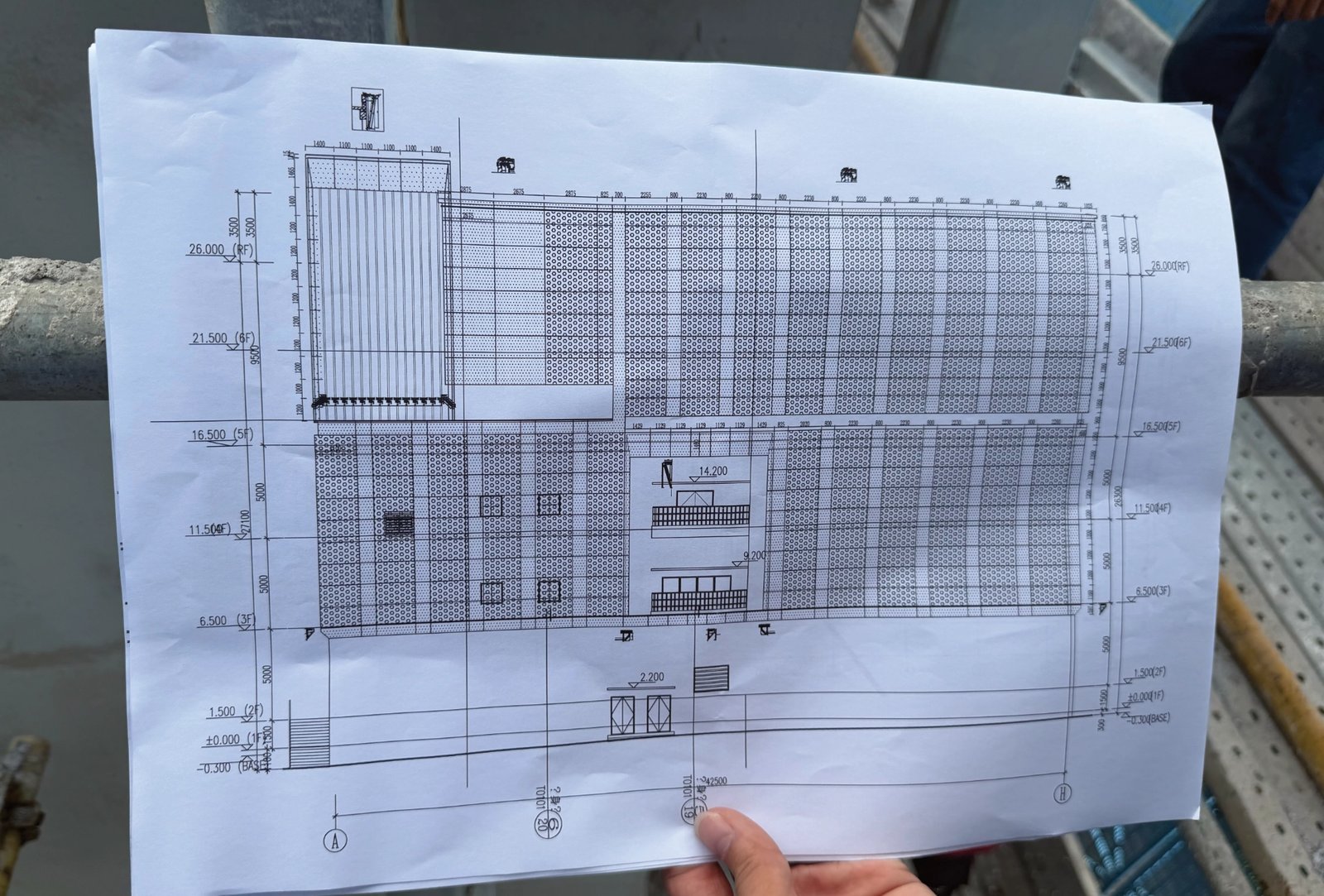 Site elevation drawing for Zhaoqing Southern Power Grid perforated aluminum facade, RF marked at 26.000 m