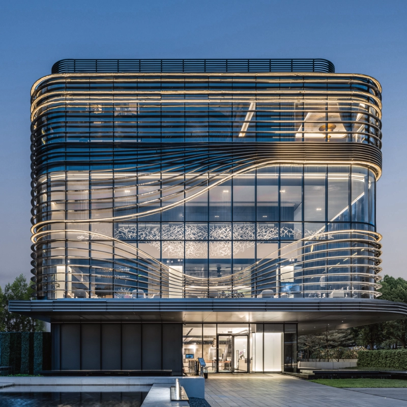 Premium glass curtain wall facade, energy‑saving exterior cladding with metal framework for contemporary commercial tower projects